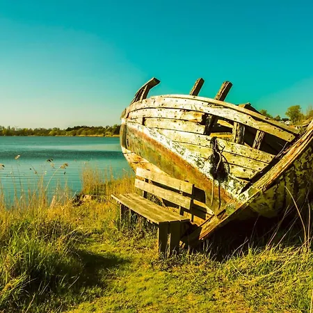 Panoramic Retreat-by Traum Hejls