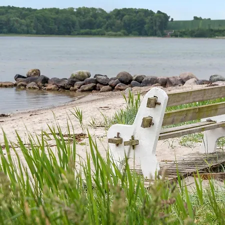 Panoramic Retreat-by Traum Hejls